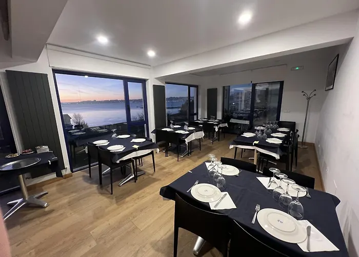 Отель La Trainera *